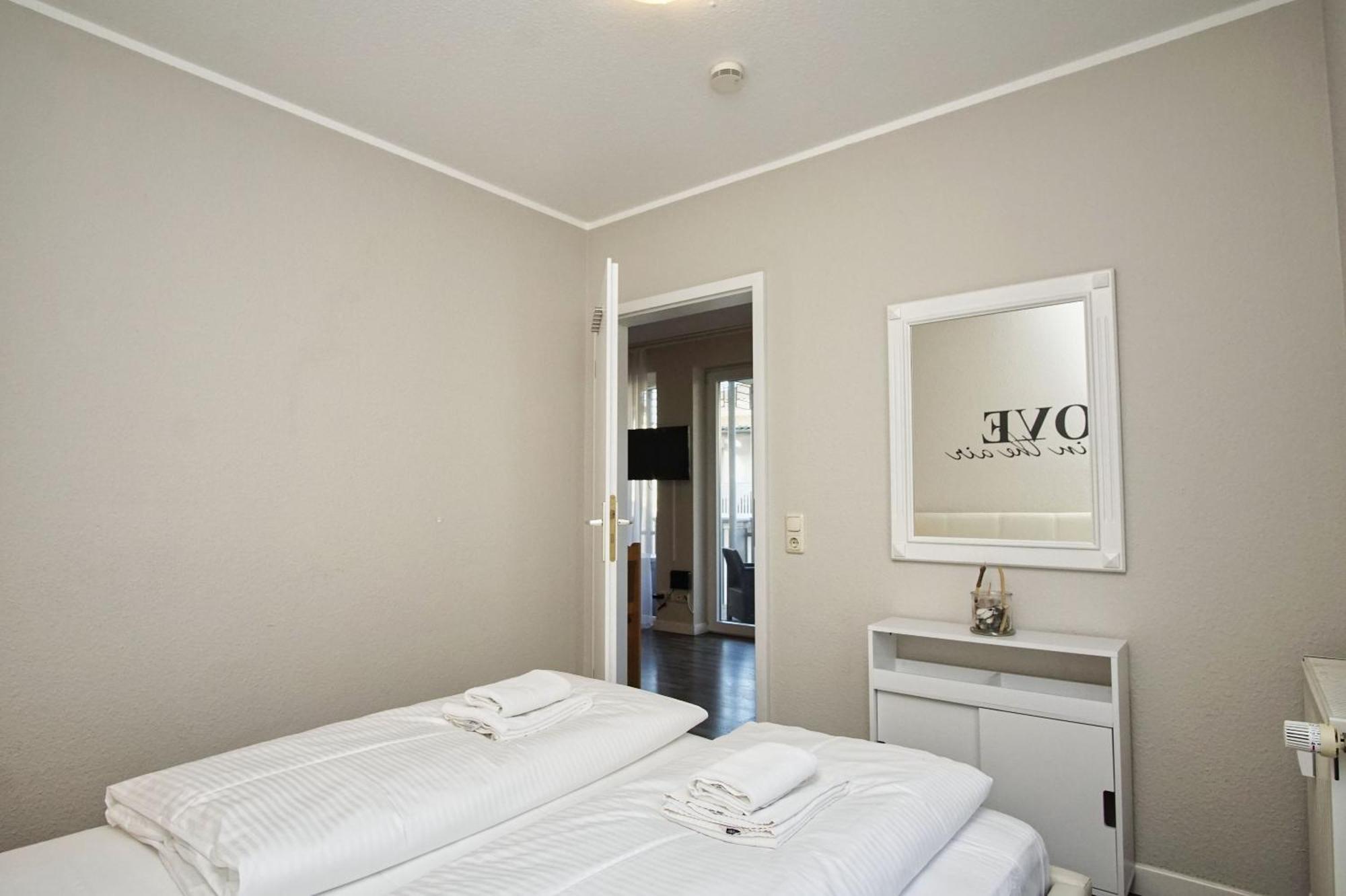 Zentrale Fewo Mit Balkon, Gratis Nutzung Vom Ahoi Erlebnisbad Und Sauna In Sellin - Villa Buskam Fewo 27 Goehren  Εξωτερικό φωτογραφία