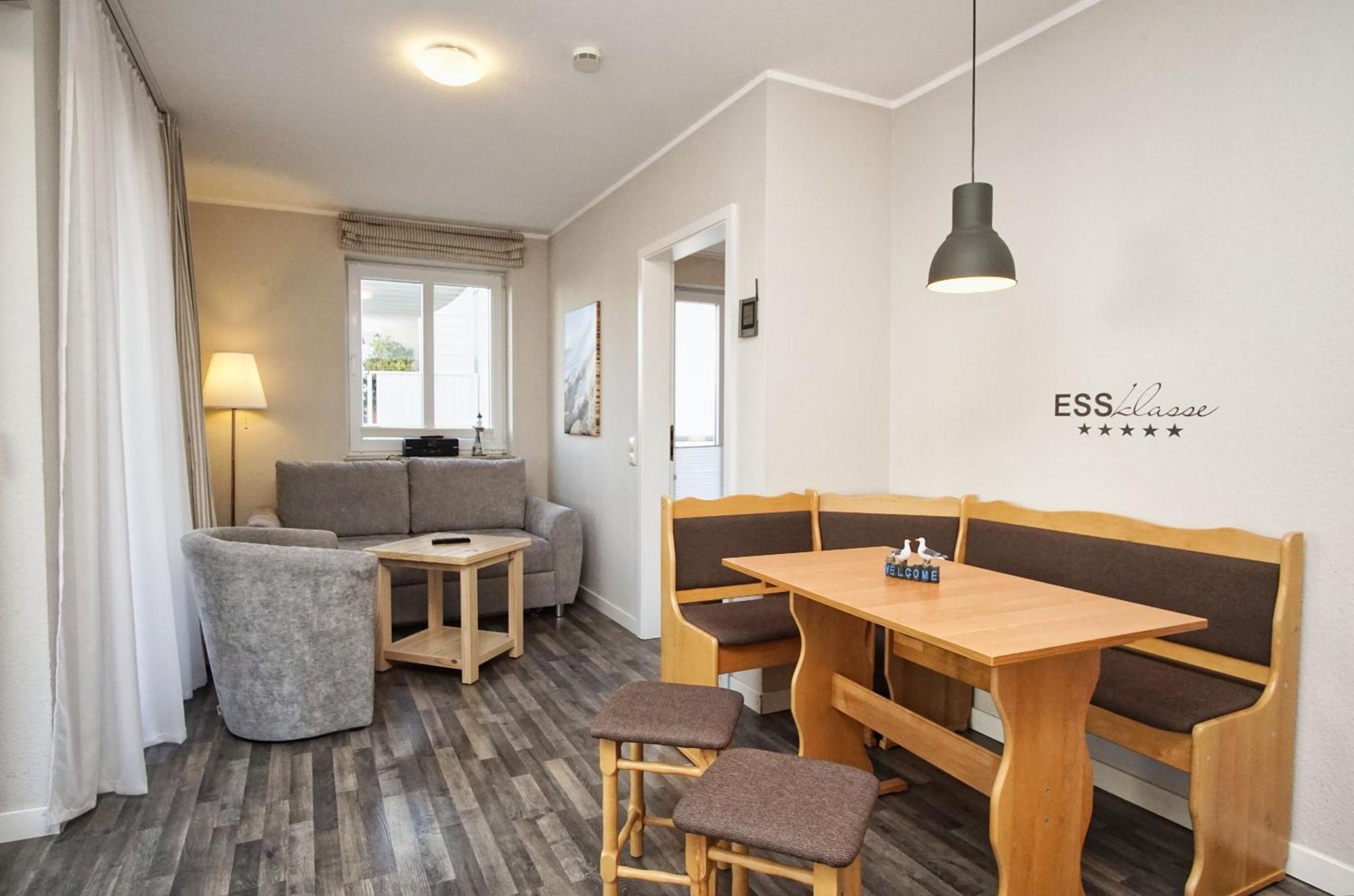 Zentrale Fewo Mit Balkon, Gratis Nutzung Vom Ahoi Erlebnisbad Und Sauna In Sellin - Villa Buskam Fewo 27 Goehren  Εξωτερικό φωτογραφία