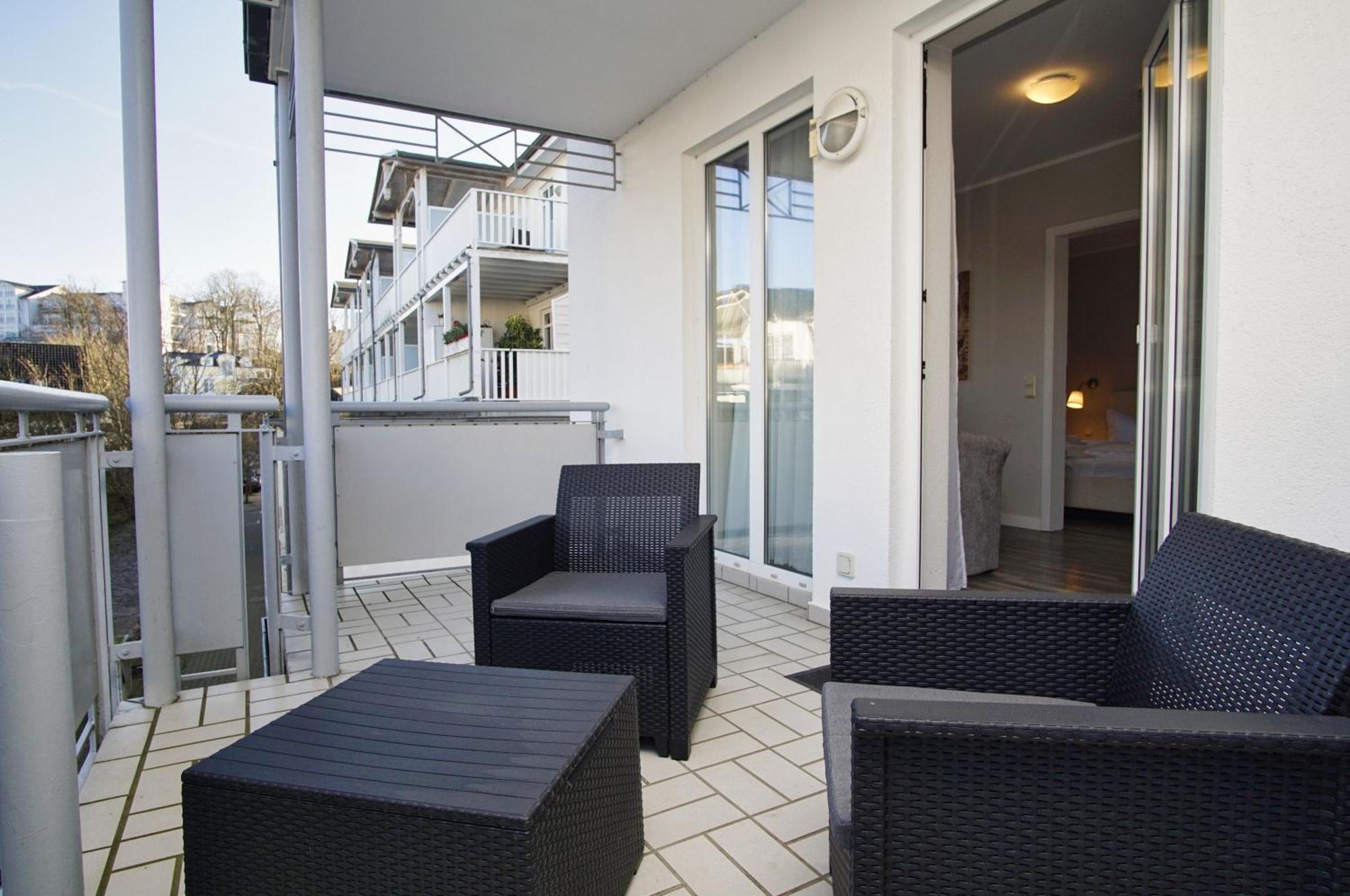 Zentrale Fewo Mit Balkon, Gratis Nutzung Vom Ahoi Erlebnisbad Und Sauna In Sellin - Villa Buskam Fewo 27 Goehren  Εξωτερικό φωτογραφία